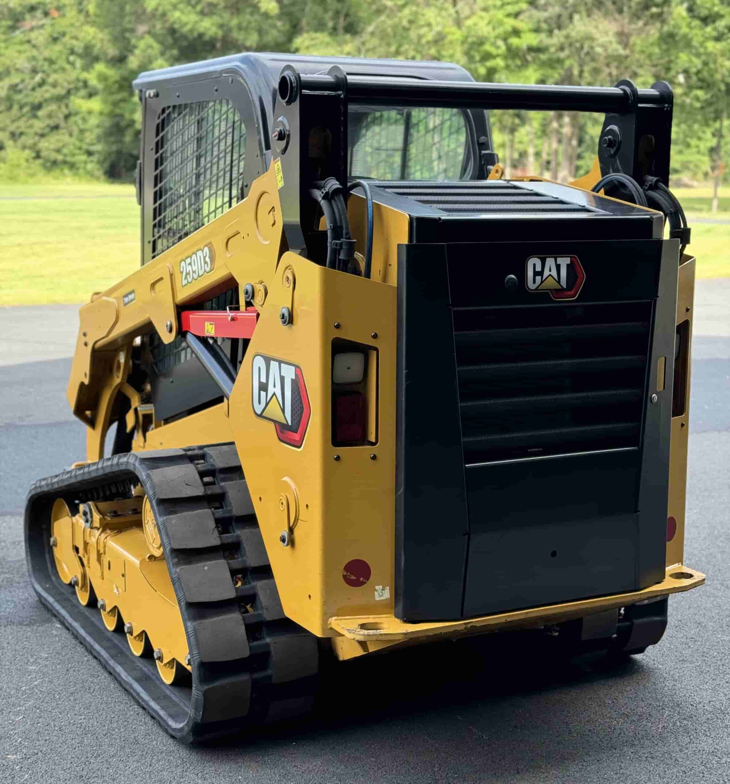 2022 CAT 259D3 CLEAN
